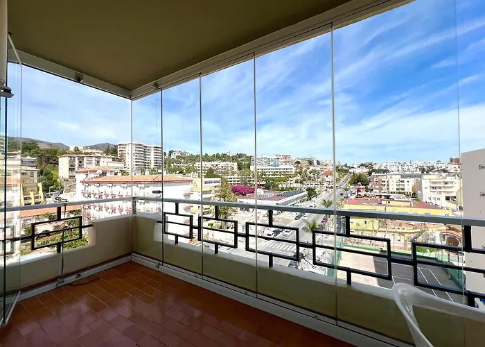 Frente A La Playa Con Vistas Y Garaje, Nucleo Cristal
